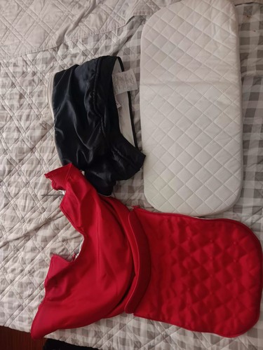 Red uppababy bassinet - red,